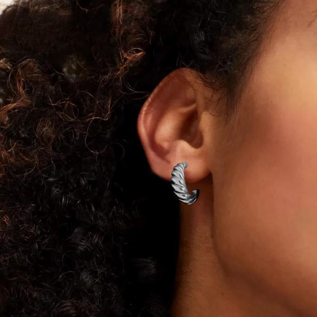 Julewry - curved hoop earrings