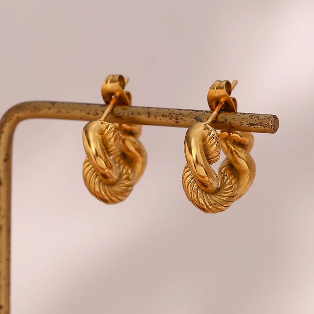 Julewry - twisted hoop earrings