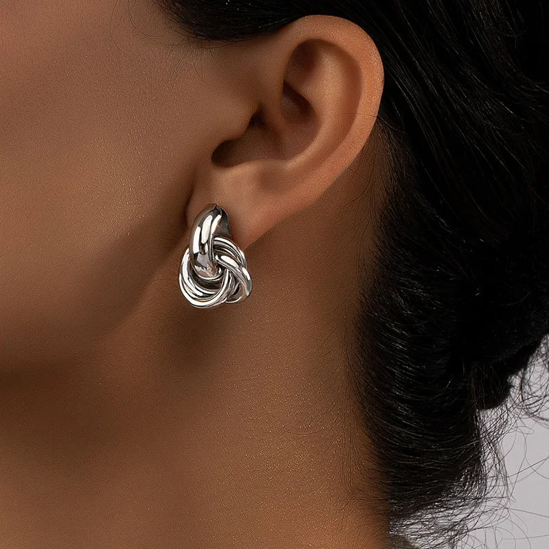 Julewry - Knot Earring