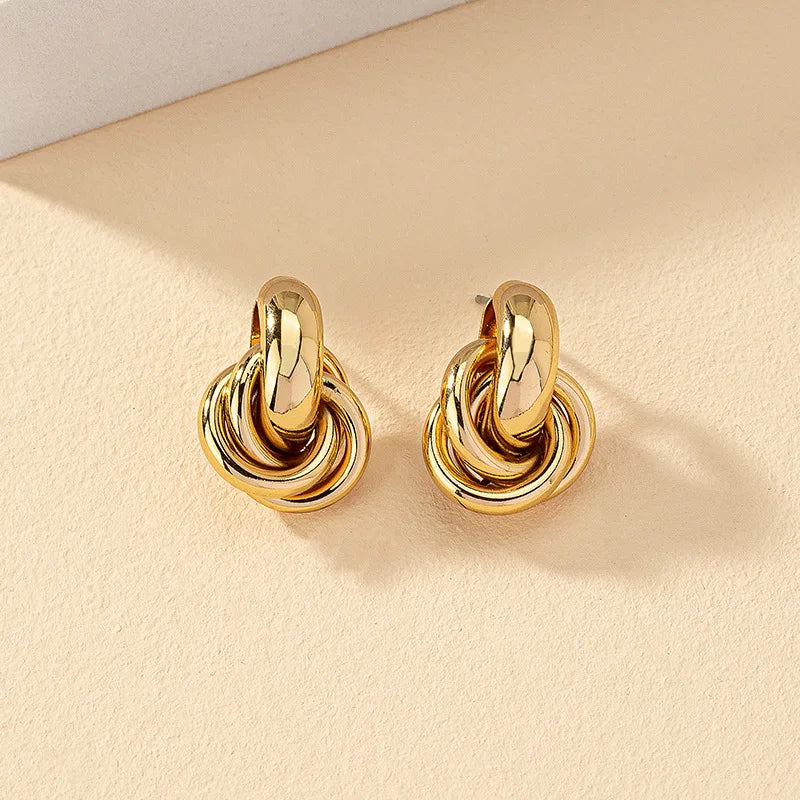 Julewry - Knot Earring