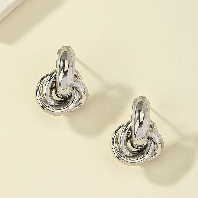 Julewry - Knot Earring